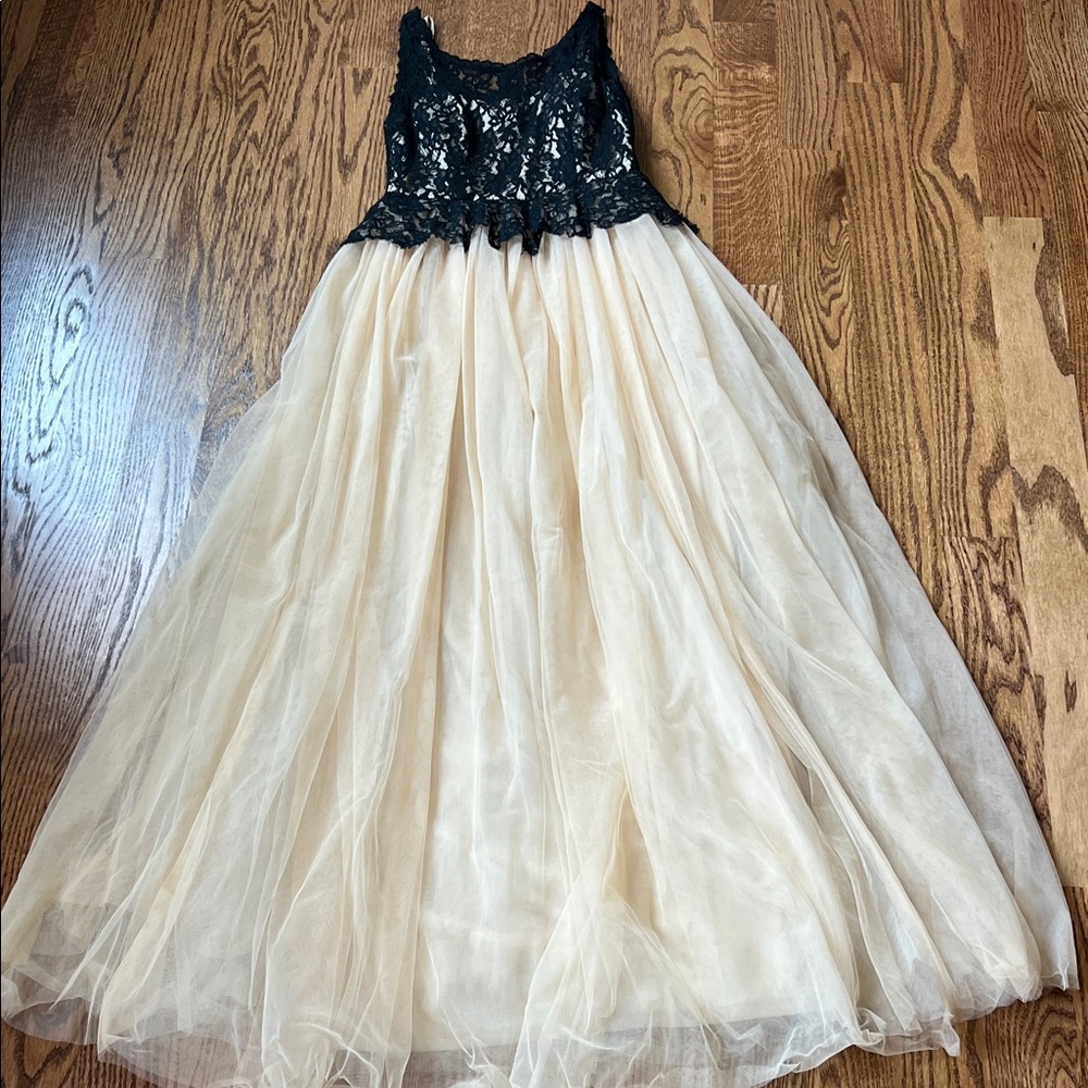 AKIRA Black Label Dress with Lace and Tulle size S